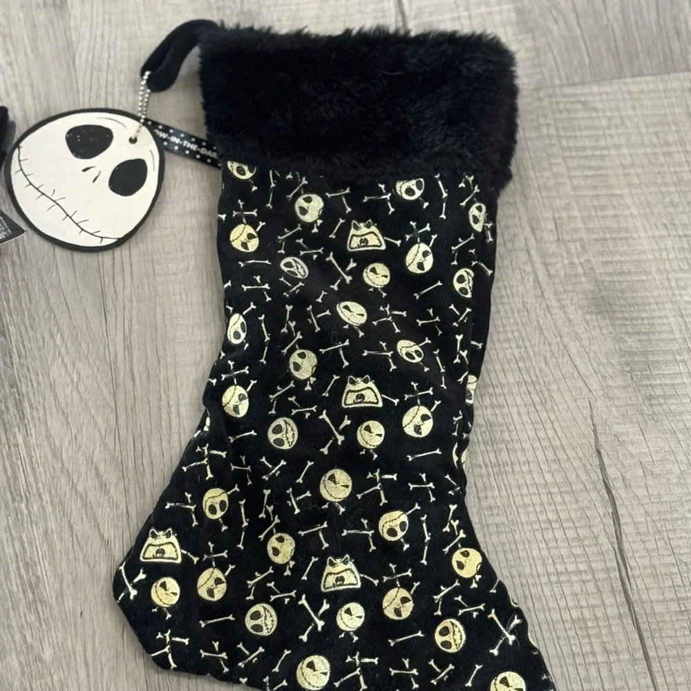 Loungefly Holiday Stocking with Skulls Night mare before Christmas